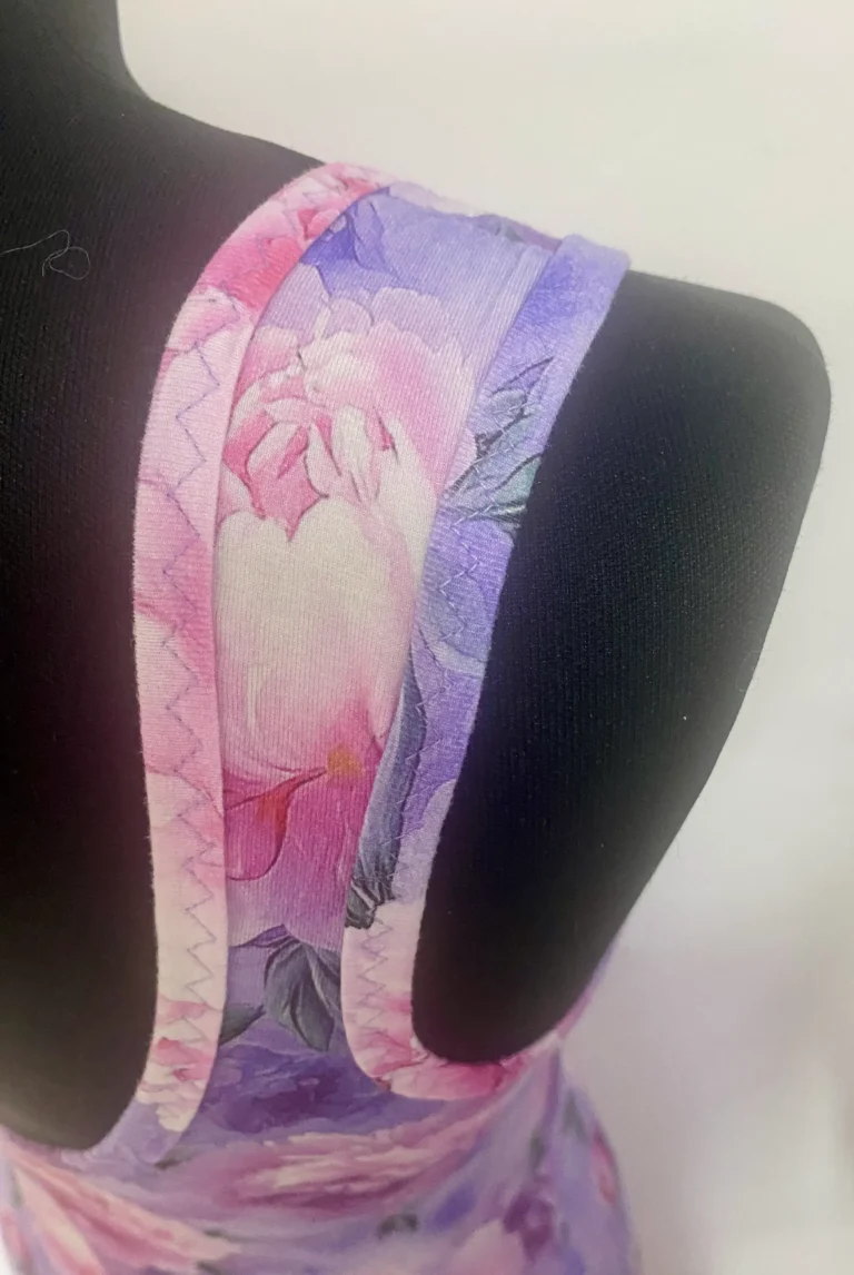 Nátělníkové šaty